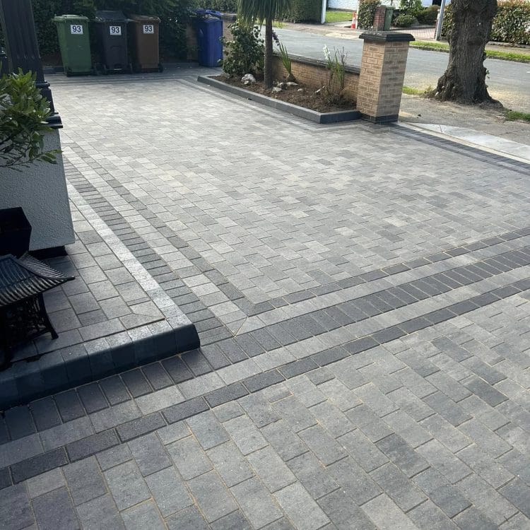 Driveway in Grimsby - premiumgroundworks.com